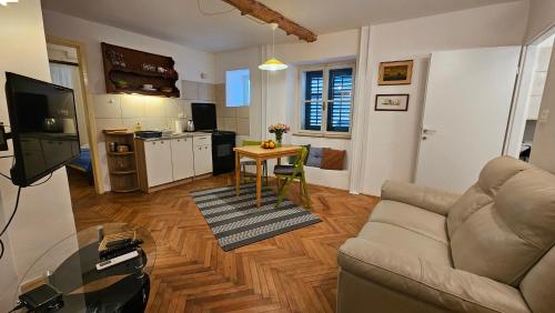 Apartment - Ground Floor image 8