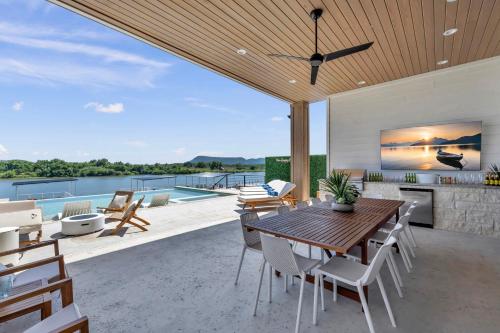 The Enclave New Listing Concierge Services in คิงส์แลนด์ (TX)