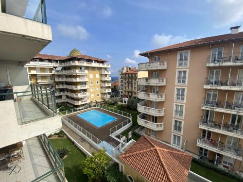 Nice Magnan 2P-Piscine, Clim, Parking, Nicea (zdjęcie 10)