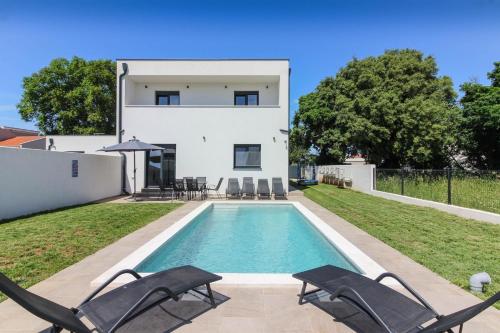 Ferienhaus mit Privatpool für 7 Personen in Sisan, Istrien, Šišan