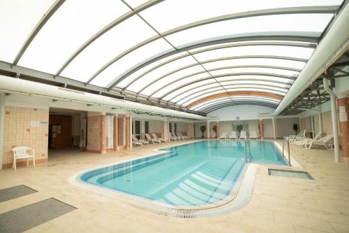 Swimming pool, Harmony Apartman Zalakaros in Zalakaros