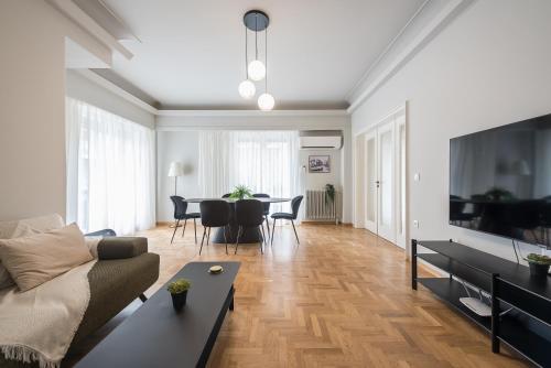 Nomad-Friendly 3bdr Spacious Apt - Tap to explore photos
