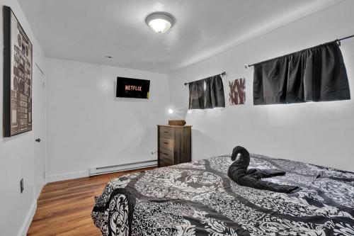 Around the corner to PPL Center! With secured parking 1st floor unit Around the corner to PPL Center! With secured parking 1st floor unit