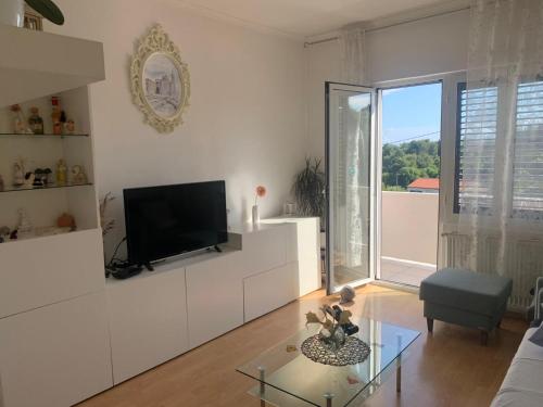 Apartments Ani - image 10
