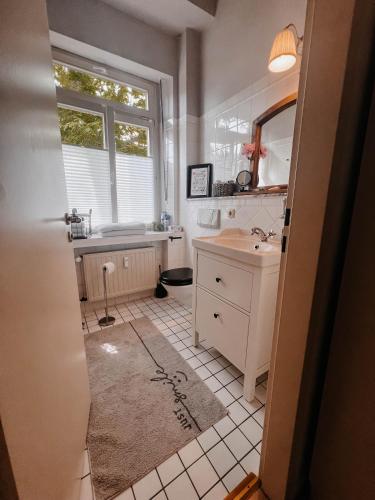 ห้องน้ำ, Im alten Pastorat in เกรเวนโบรอิช