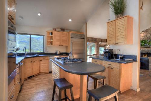 250 Lockes Mountain Road - image 10