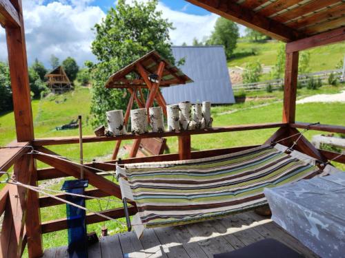 Cabana Lupul din Apuseni in Mătişeşti