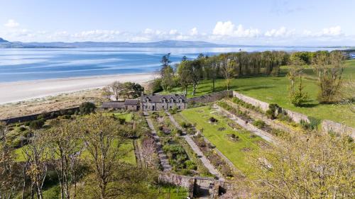 สภาพแวดล้อมโดยรอบ, Lissadell on The Beach in คาร์นีย์