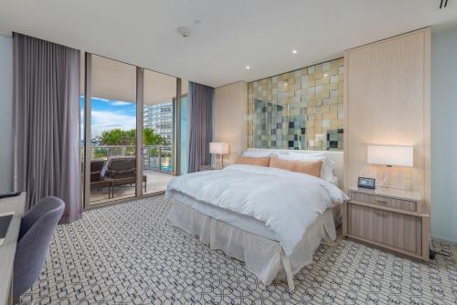 3MM Oceanfront Residence at Finest Bal Harbour Resort - Hotel Amenities in Miami Beach, USA