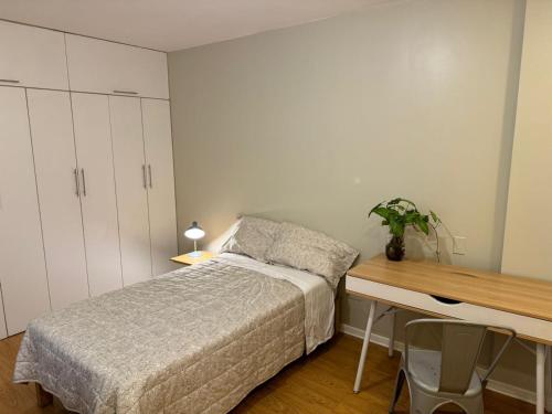 Mini Apartamento 1 habitación hasta 3 huéspedes en 2do piso vista calle