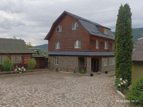 Золота рибка in Yaremche