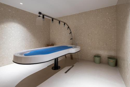 Spa & Pool - Studio Apartments 365, Tirana (Foto 8)