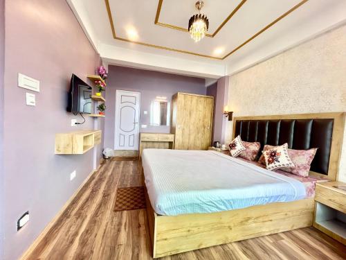 Yepplo Service Apartments - DARJEELING - 4BHK with Private Kitchen - 24hrs Caretaker & Power Backup - image 4