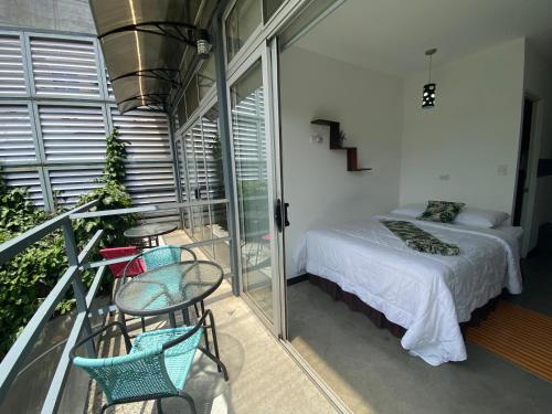 Cando Living Apartments in Central Avenue in San Jose