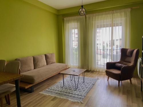 Cozy Stay Apartment - image 3
