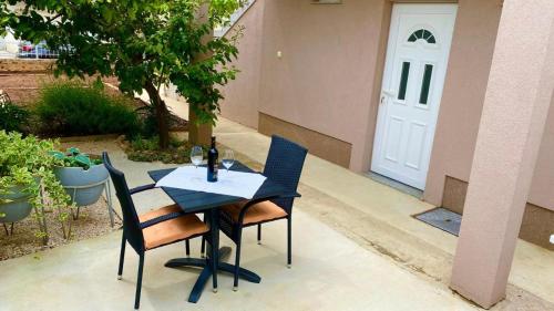 Studio A - Cozy place for two, Zara (Zadar) (foto 9)