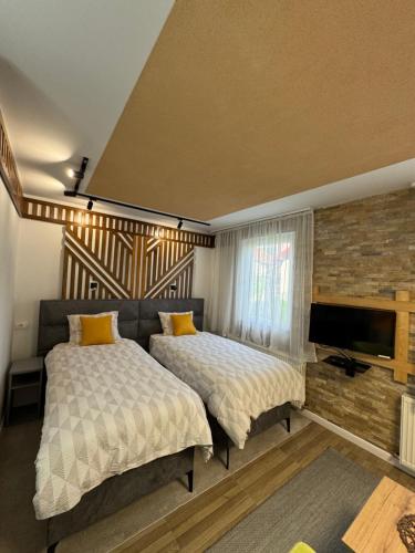 Apartments Radović - image 2