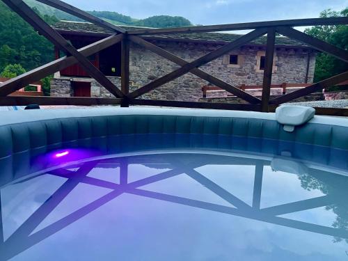 Cabaña Pasiega Castro Valnera (Cabana Pasiega Castro Valnera) in Vega de Pas