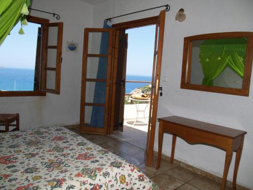 Cretan Village Hotel - image 11