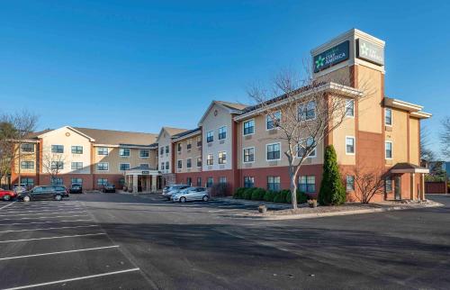 Extended Stay America Select Suites - Peoria - North in Peoria, USA