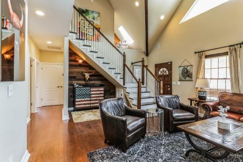 Downtown Austin 4BR Steps To South Congress With Big Yard in Austin, USA