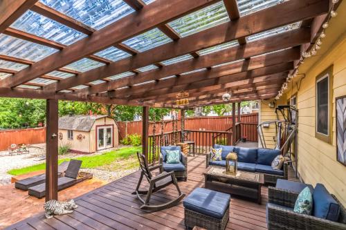 Downtown Austin 4BR Steps To South Congress With Big Yard in Austin, USA