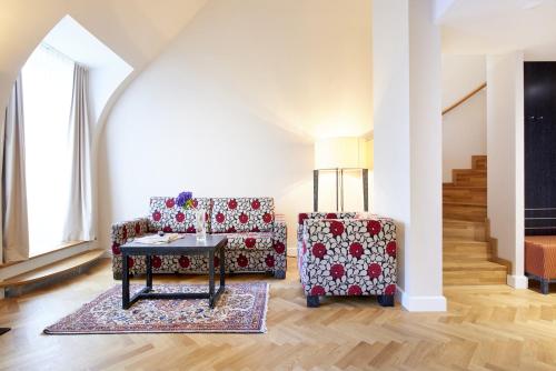 One-Bedroom Apartment with Terrace and City View