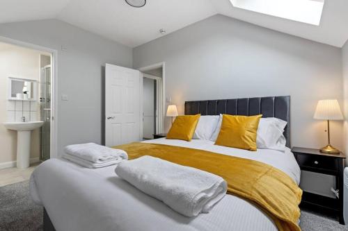 Modern Apartment Free Off Road Parking King Room Suite 10 in 馬佩爾里