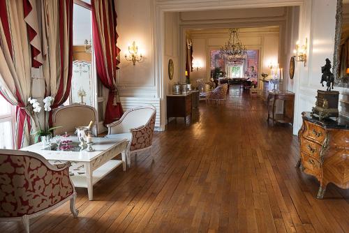 Зручності, Pavillon Henri IV in Saint-Germain-en-Laye