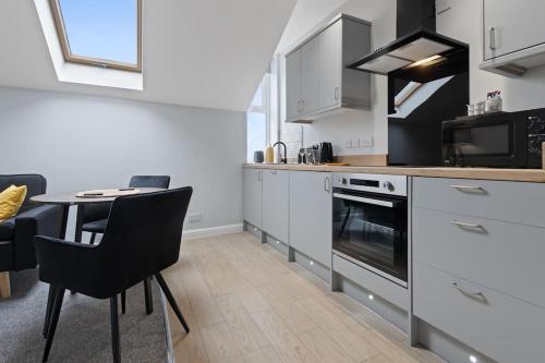 Modern Apartment Free Off Road Parking King Room Suite 10 in 馬佩爾里