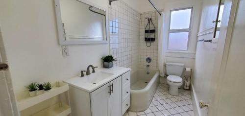 Faciliteiten, Central SF apt with views near Golden Gate Park