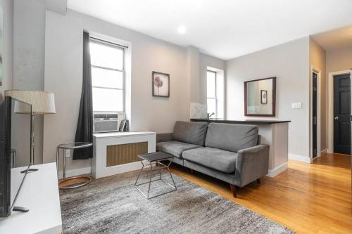 Renovated Lower Eastside 2BR Washer Dryer, Nueva York (foto 8)