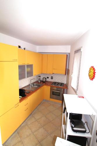 La Pace, il Sole, il Mare - Sanremo Casa Indipendente vista mare, posto auto privato, ampio spazio esterno attrezzato, a pochi minuti dalle spiagge, Sanremo (foto 6)