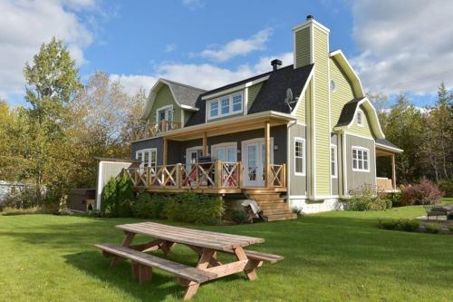 Chalets du plateau des Hautes-Gorges Le DesPins