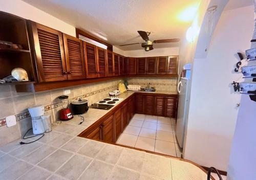 Kitchen, Hermoso Duplex frente a la playa in Same