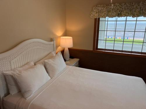 Bay Breeze Resort - image 8