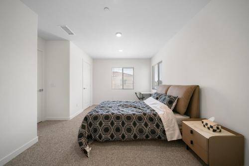 # Marbella Lane - Modern Aesthetic 4BR Posh Home in Pomona, USA