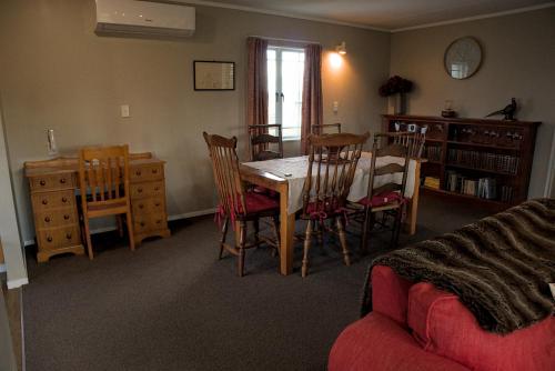 บริการและสิ่งอำนวยความสะดวก, The Parklet in เพทาเน