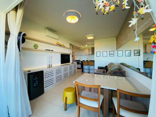 Ape encantador Vista Estonteante Praia do Santinho in Santinho Beach