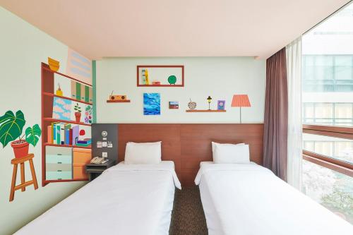 room detail thumbnail 0