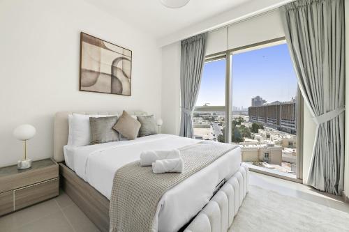 Vayk - 3 BD apartment in Downtown - main image