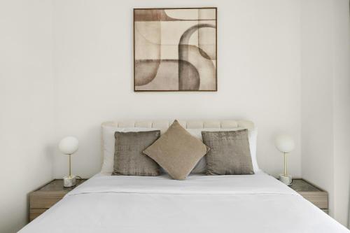 Vayk - 3 BD apartment in Downtown - image 2