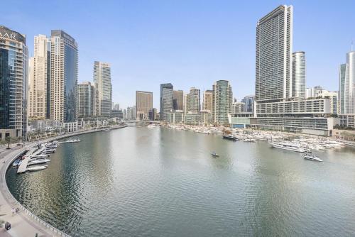 Vayk - Fully Upgraded One Bedroom in Marina - image 8