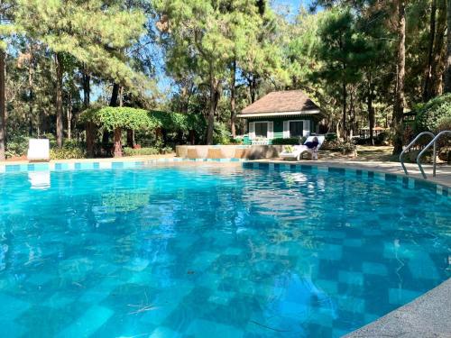 Surrounding environment, Alpine Villas Greens Staycation at Crosswinds Tagaytay in Tagaytay