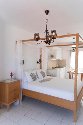 KIMASIS by Maria, Samos