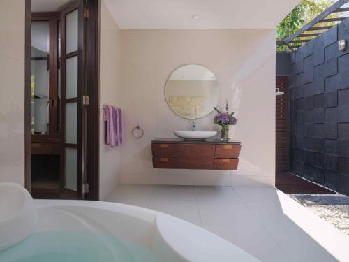 Bad, The Ayu Kintamani Villa at Toya Devasya in Kintamani