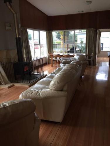 Number10 Mid Century Holiday House in Orford