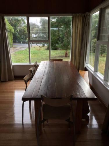 Number10 Mid Century Holiday House in Orford