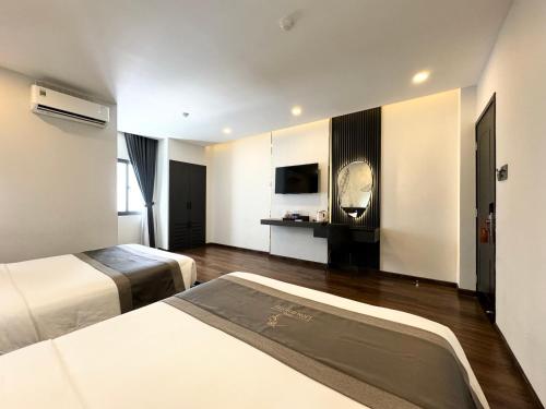 Superior Quadruple Room image 1