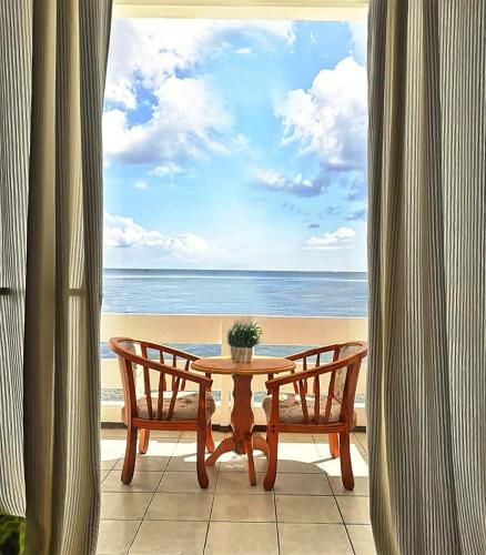 Balkons/terase, Casa Almarenzo Bed and Breakfast Resort in Bolinao